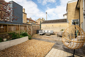 Photo 18- click for photo gallery